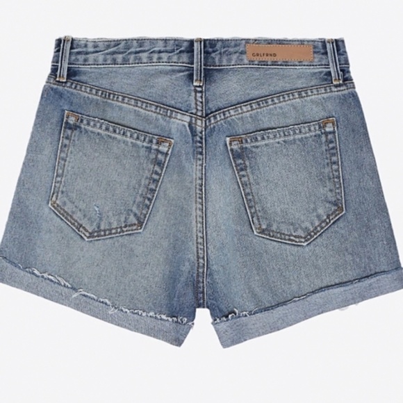 GRLFRND: Kerry Short - Picture 2 of 8